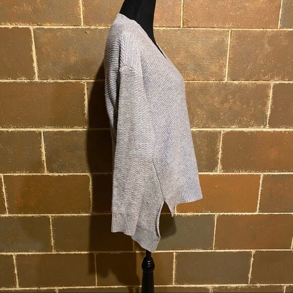 Dex Asymmetrical Hem V-Neck Gray Tunic Sweater Women's S Small - Picture 4 of 8
